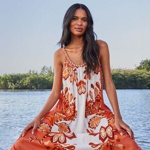 NWT Farm Rio Aura Cream Maxi Size L